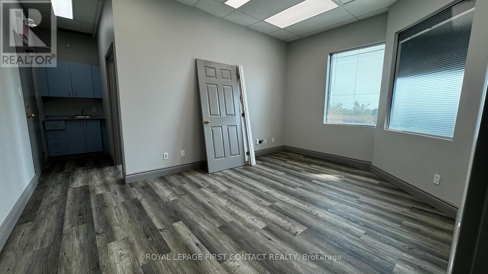 












310 - 190 CUNDLES ROAD E

,
Barrie,




Ontario
L4M4S5

