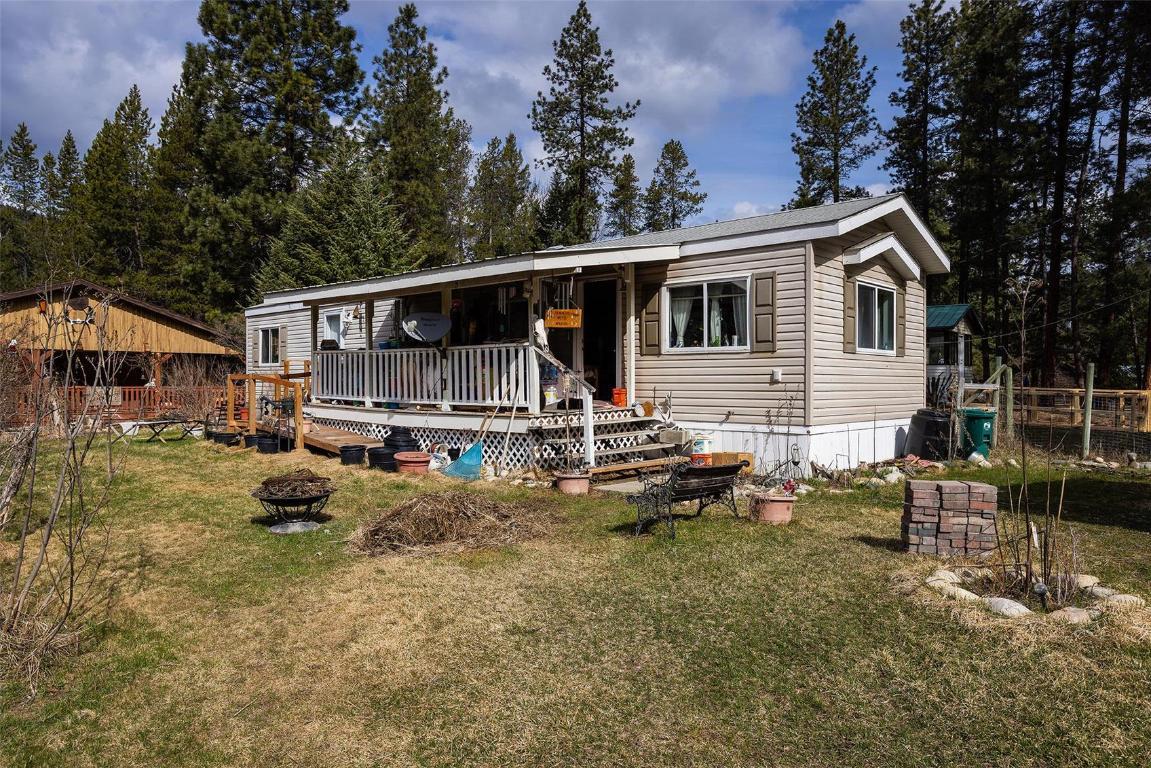 









85


Ernest

Avenue,
Beaverdell,




BC
V0H 1A0

