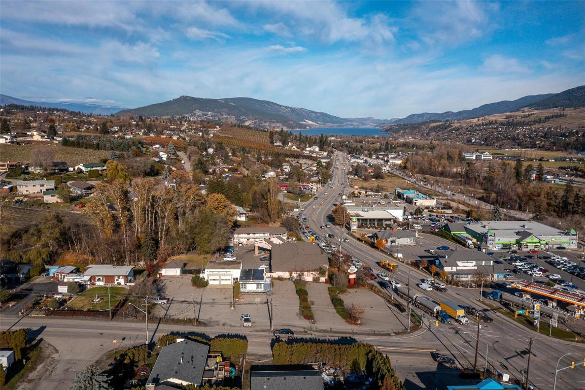 









9558


Glenmore

Road,
Lake Country,




BC
V4V 1M5


