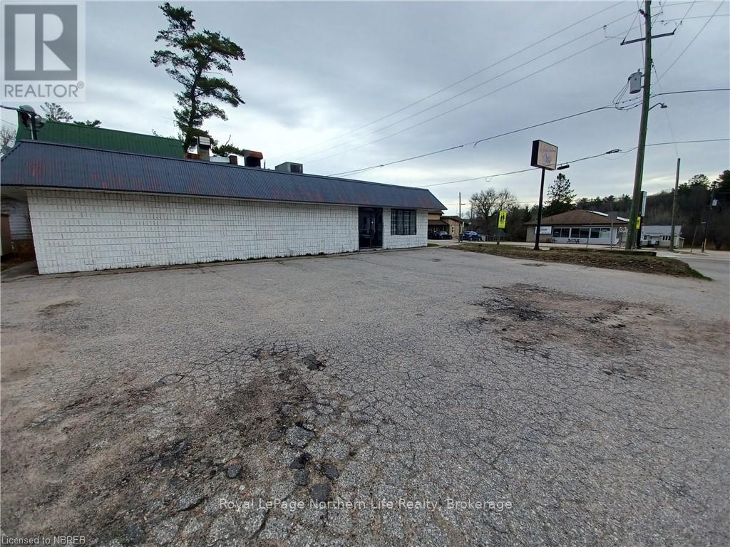 












598 MCCONNELL STREET

,
Mattawa,




Ontario
P0H1V0

