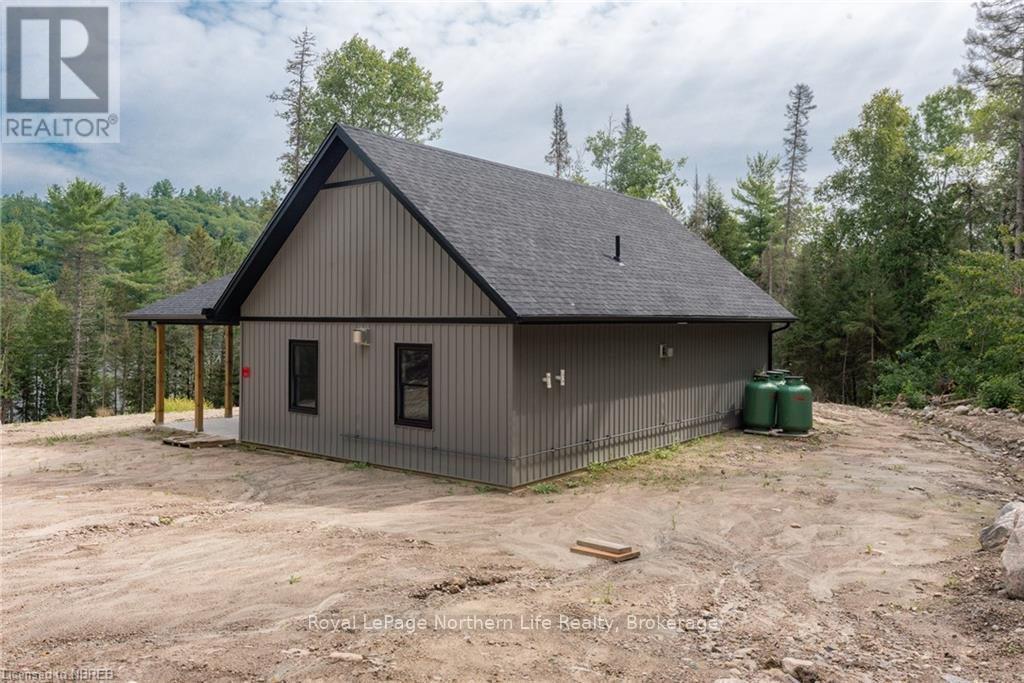 












1255 SNAKE CREEK ROAD

,
Mattawan,




Ontario
P0H1V0


