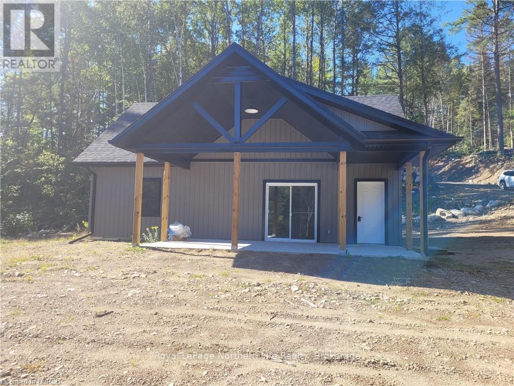 












1255 SNAKE CREEK ROAD

,
Mattawan,




Ontario
P0H1V0

