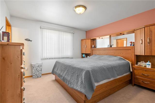 









23042


Cobalt

RD,
Dugald,




MB
R5T 0B3

