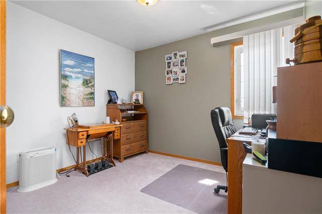 









23042


Cobalt

RD,
Dugald,




MB
R5T 0B3


