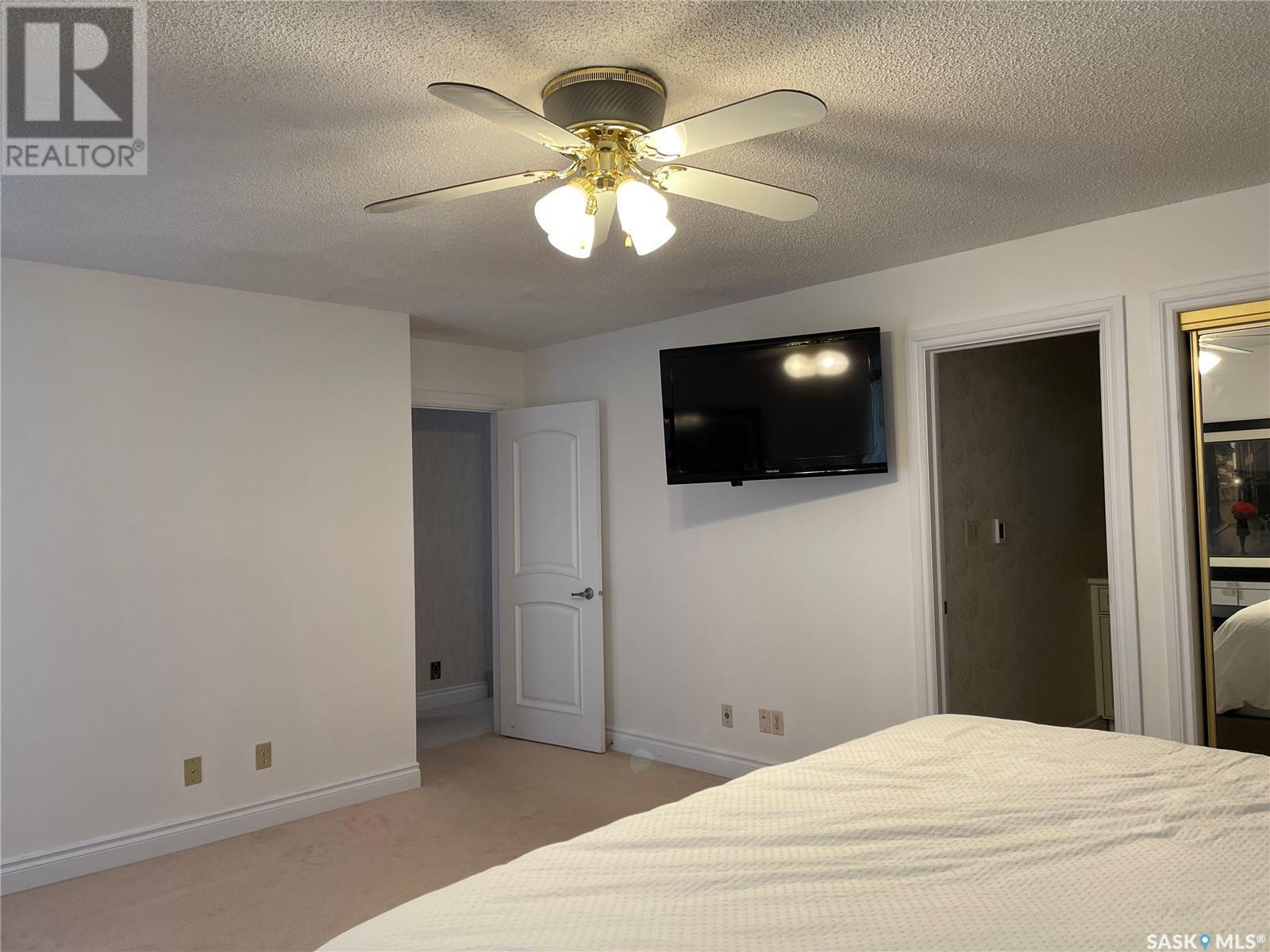












1015 1st STREET W

,
Kindersley,




Saskatchewan
S0L1S0

