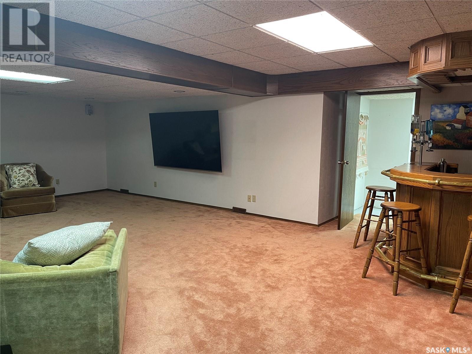 












1015 1st STREET W

,
Kindersley,




Saskatchewan
S0L1S0

