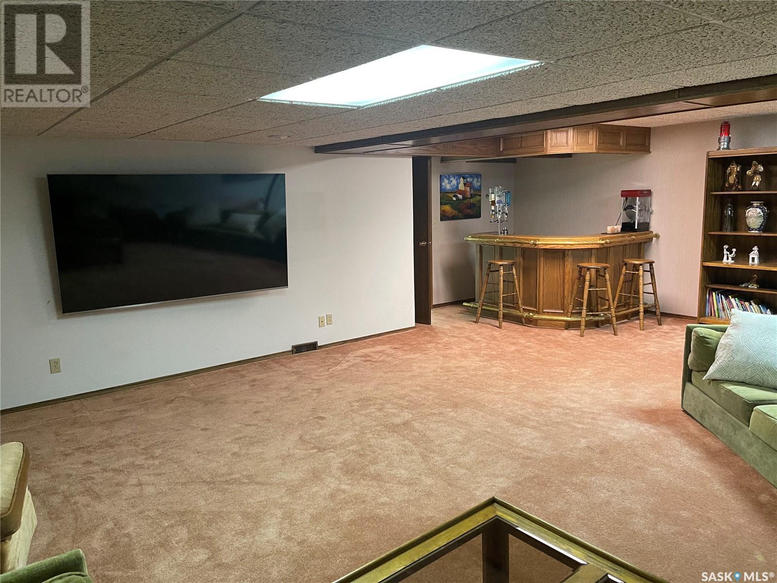 












1015 1st STREET W

,
Kindersley,




Saskatchewan
S0L1S0

