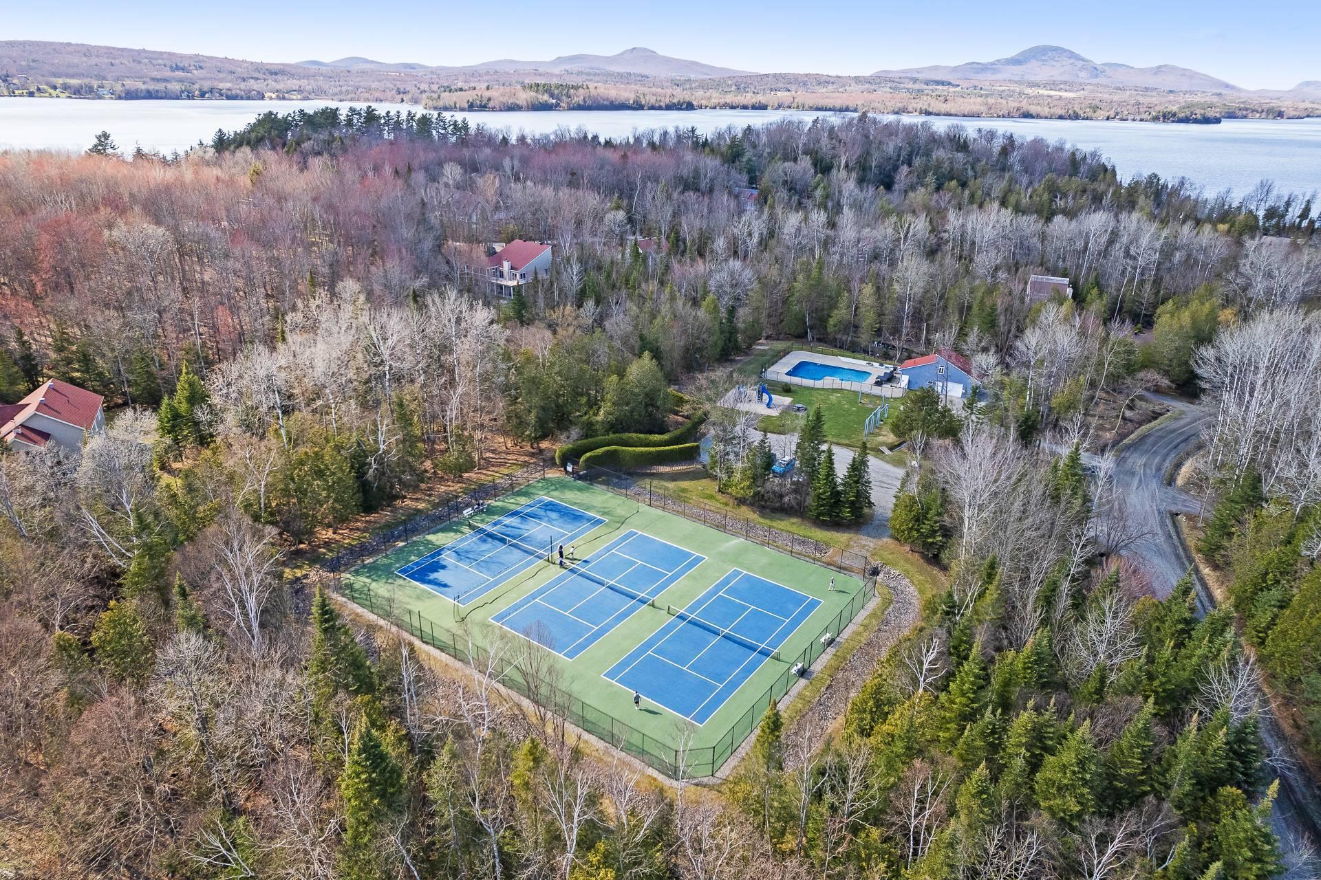 









747


Ch. des Pommetiers

,
Magog,




QC
J1X0M8

