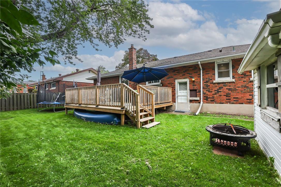 












450 BUNTING Road

,
St. Catharines,




Ontario
L2M3Z4

