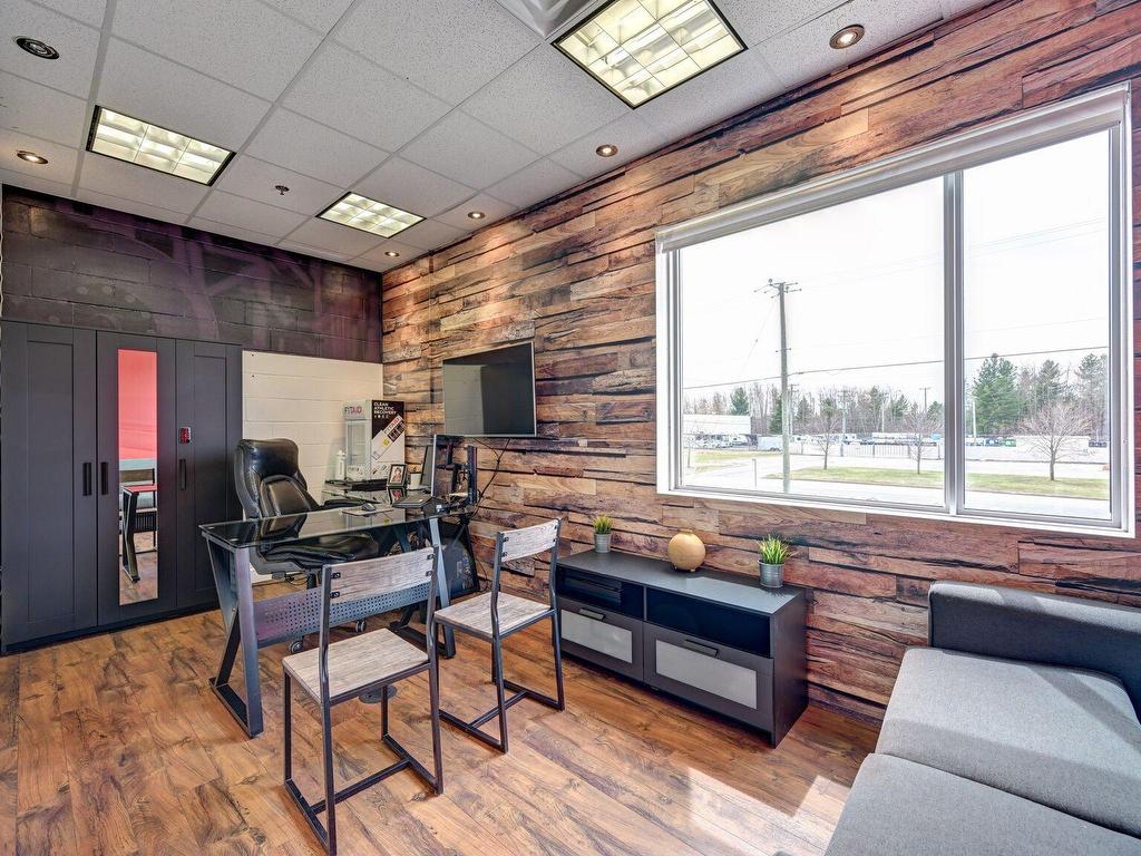 









505


Rue Fernand-Poitras

, 105,
Terrebonne (Terrebonne),




QC
J6Y1Y5


