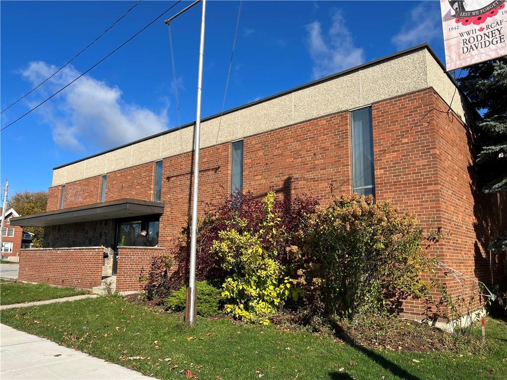 












111 Broad Street E

,
Dunnville,




Ontario
N1A1S6


