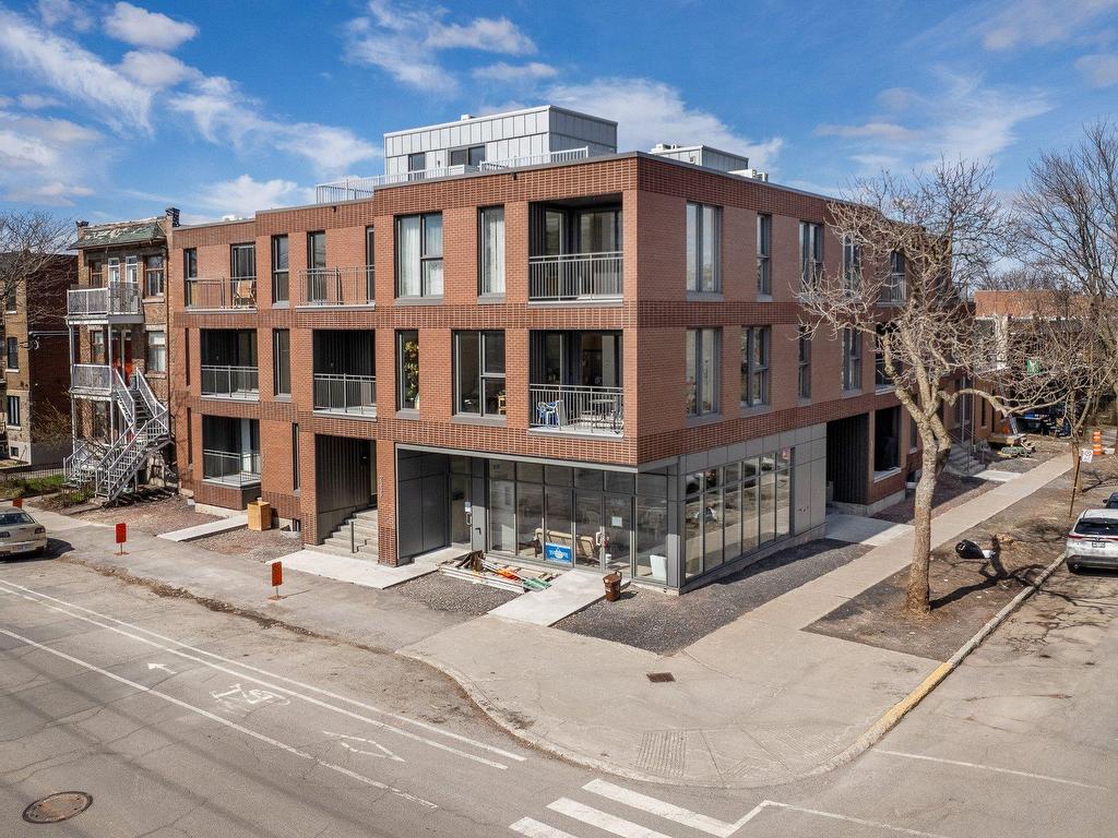 









2335


Rue St-Zotique E.

, A102,
Montréal (Rosemont/La Petite-Patrie),




QC
H2G1K1

