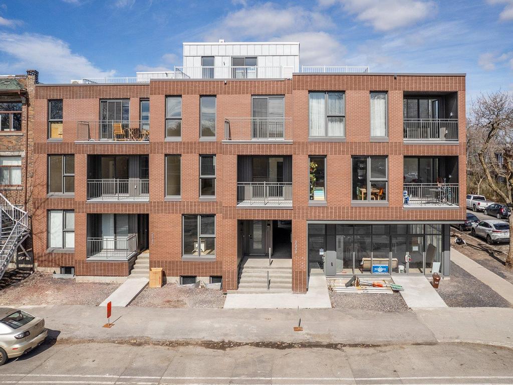 









2335


Rue St-Zotique E.

, A102,
Montréal (Rosemont/La Petite-Patrie),




QC
H2G1K1

