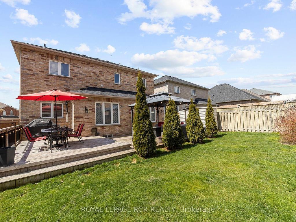 












440 Woodspring Ave

,
Newmarket,




ON
L3X 2X1

