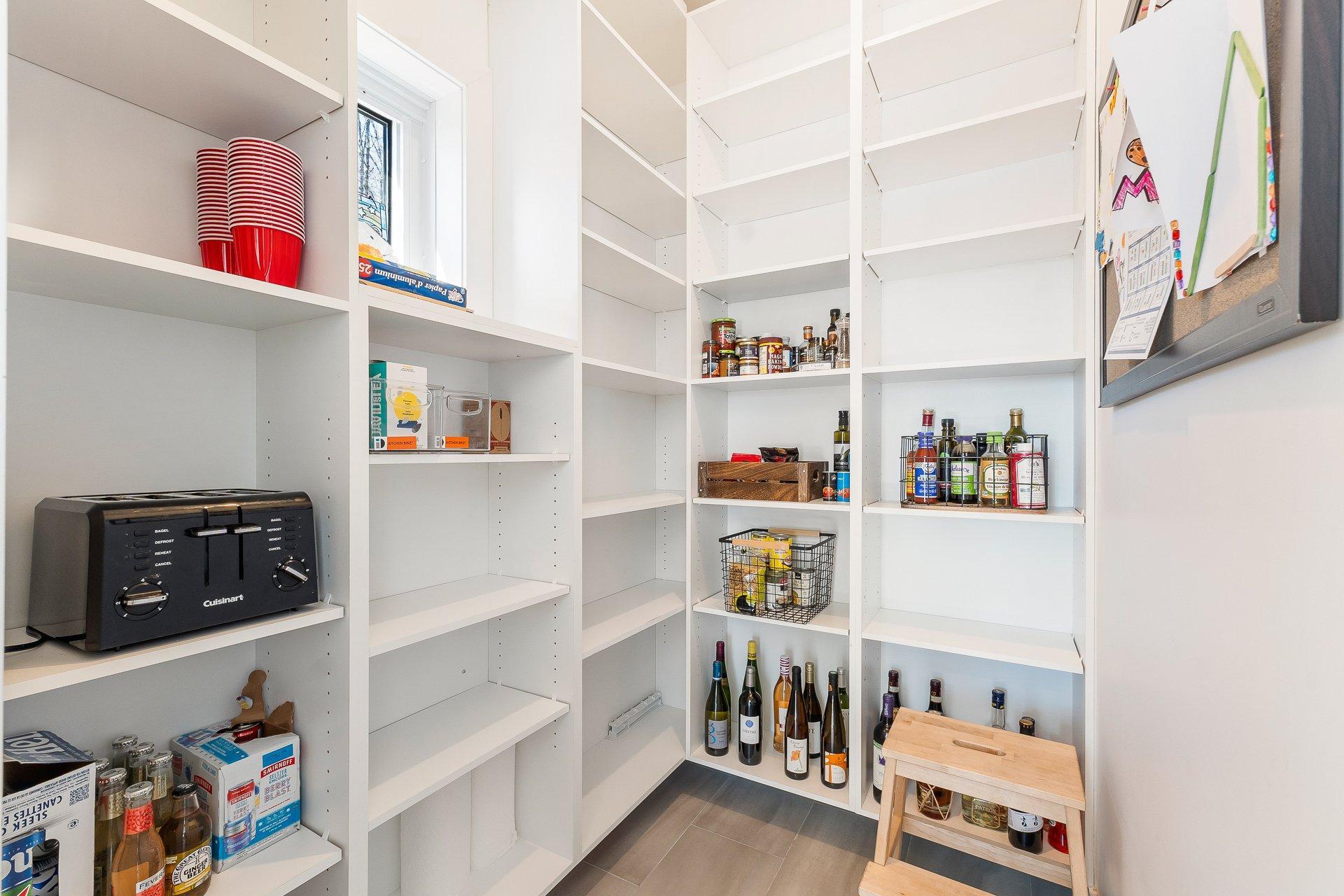 









251


Ch. des Bosquets-Fleuris

,
Stanstead - Canton,




QC
J1X3W4

