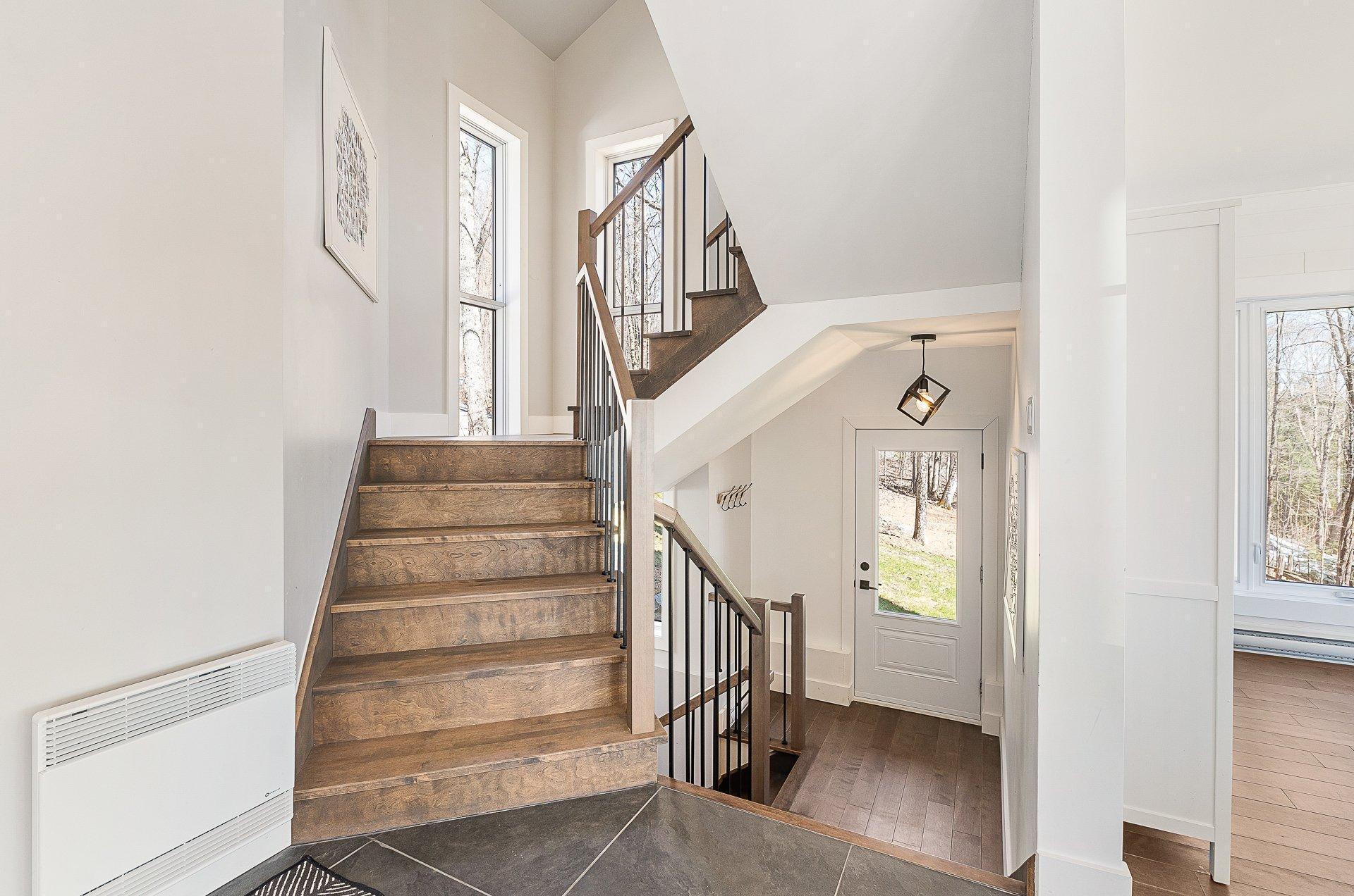 









251


Ch. des Bosquets-Fleuris

,
Stanstead - Canton,




QC
J1X3W4


