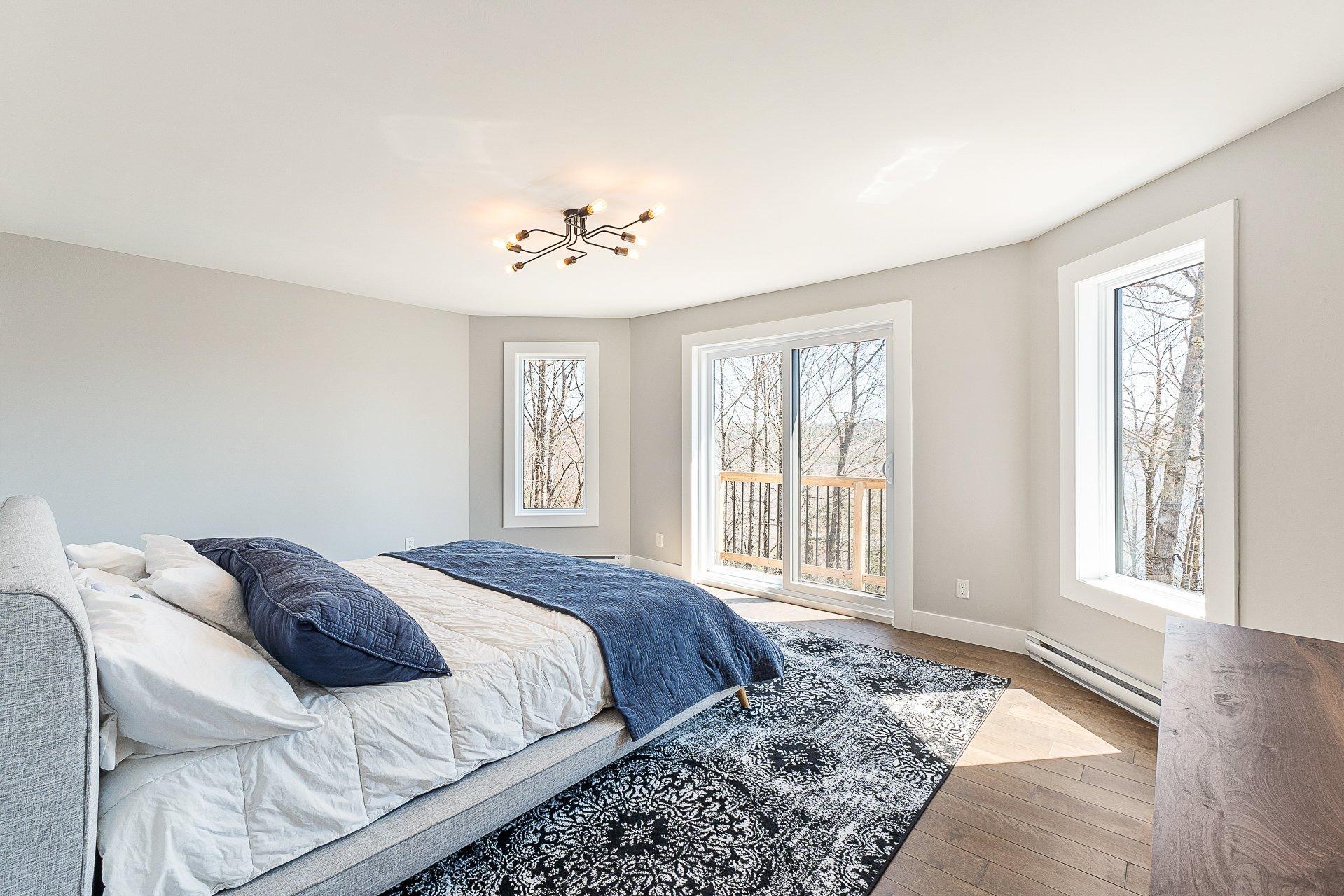 









251


Ch. des Bosquets-Fleuris

,
Stanstead - Canton,




QC
J1X3W4

