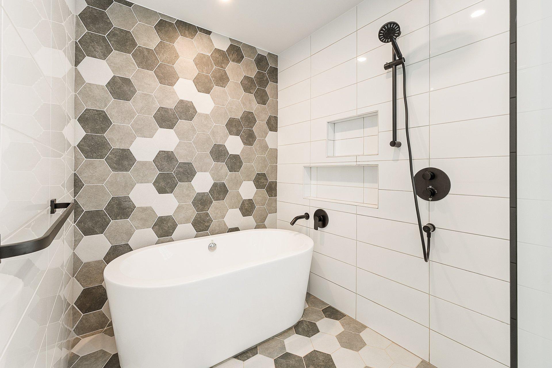 









251


Ch. des Bosquets-Fleuris

,
Stanstead - Canton,




QC
J1X3W4

