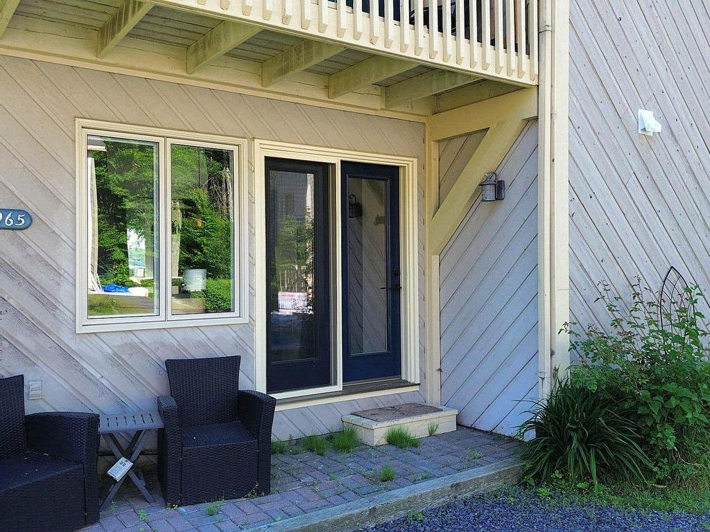 









4965


Ch. du Parc

,
Orford,




QC
J1X7N9

