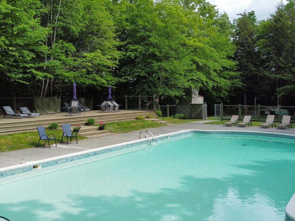 









4965


Ch. du Parc

,
Orford,




QC
J1X7N9

