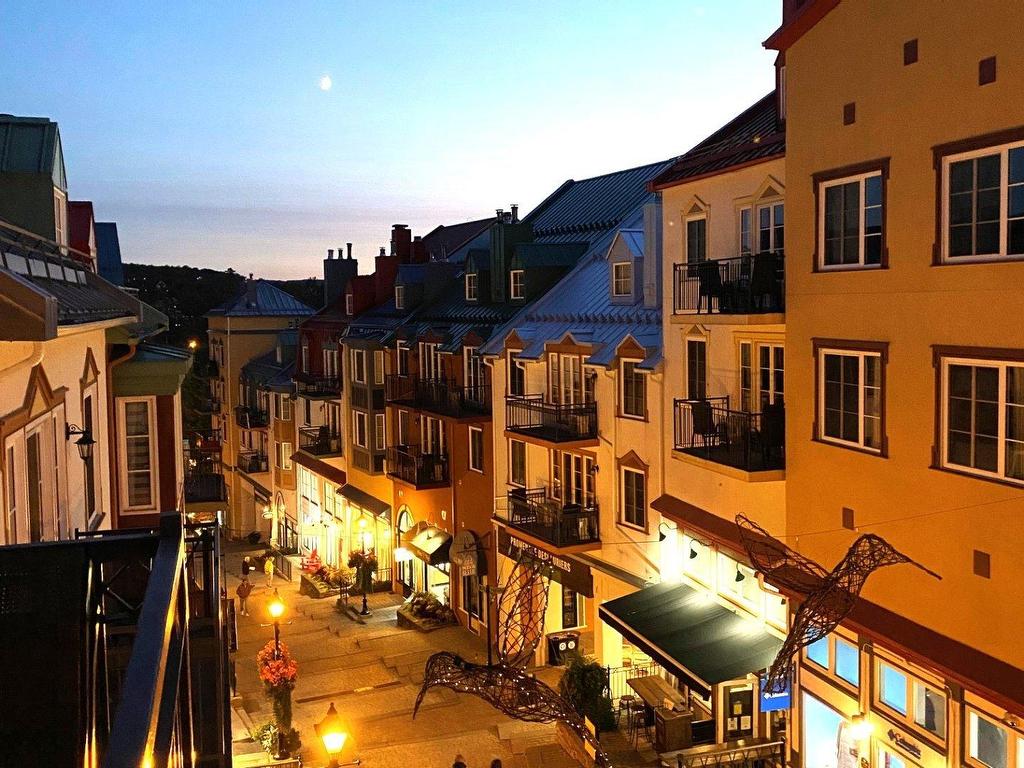 









118


Ch. de Kandahar

, 405,
Mont-Tremblant,




QC
J8E1B1

