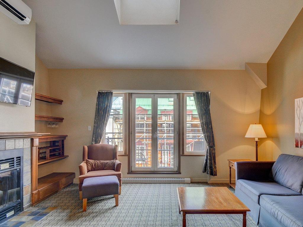 









118


Ch. de Kandahar

, 405,
Mont-Tremblant,




QC
J8E1B1


