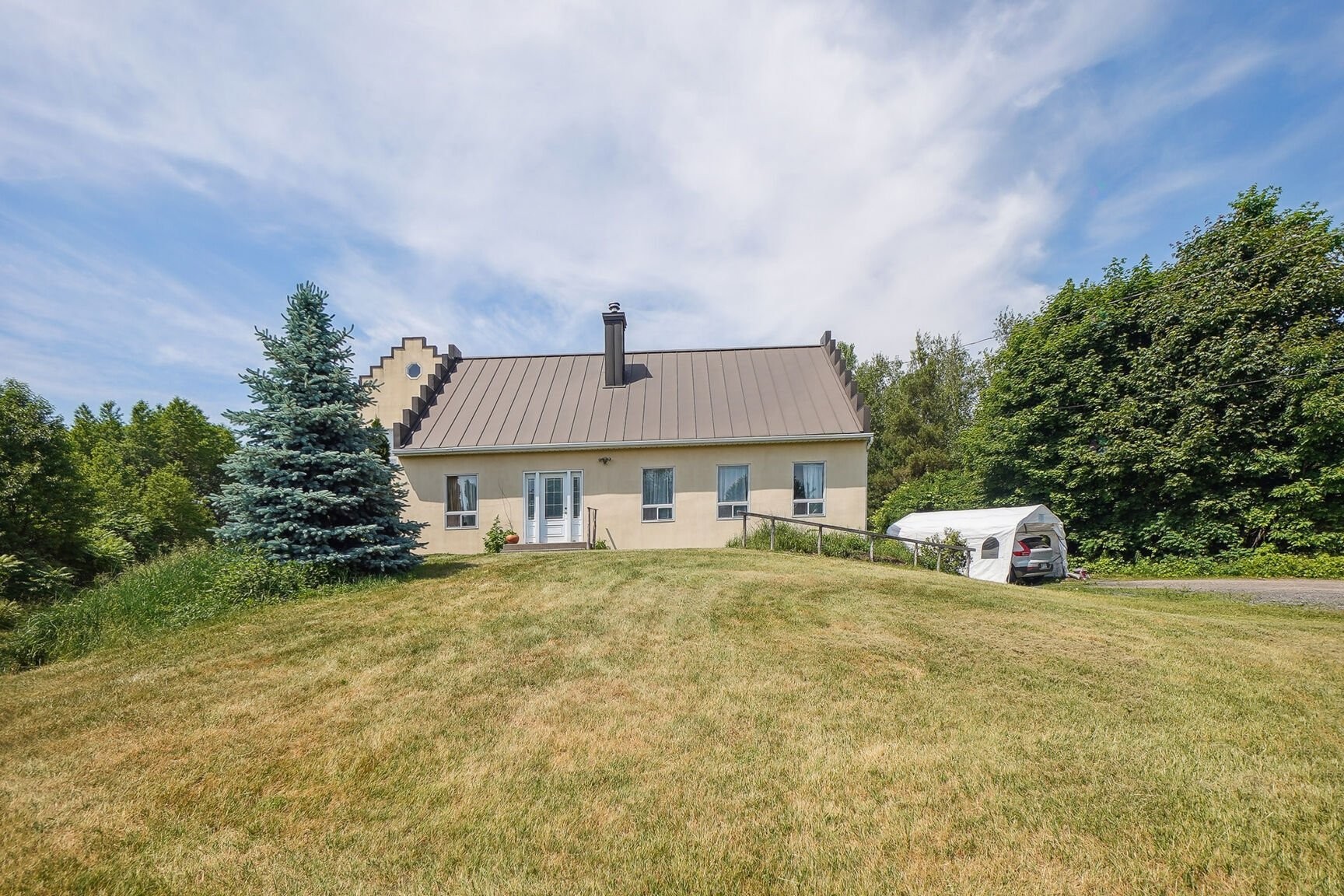 









81


Rg des Étangs

,
Mont-Saint-Hilaire,




QC
J3G4S6

