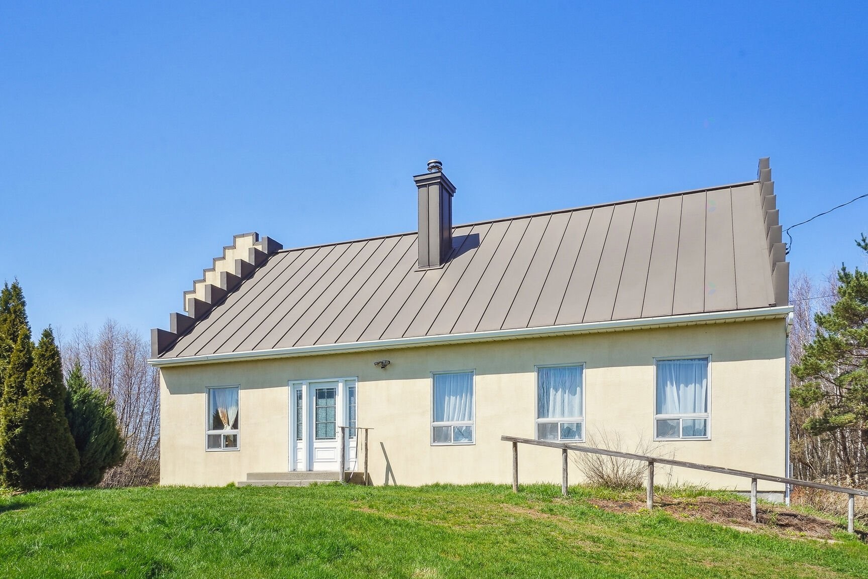 









81


Rg des Étangs

,
Mont-Saint-Hilaire,




QC
J3G4S6

