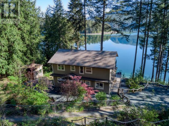 












10512 CROWTHER ROAD

,
Powell River,




British Columbia
V8A0G4

