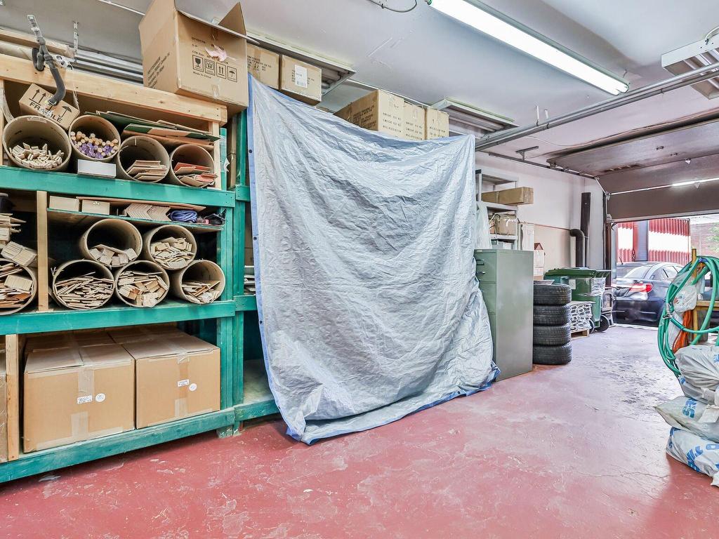 









9770


Rue St-Urbain

,
Montréal (Ahuntsic-Cartierville),




QC
H3L2T2

