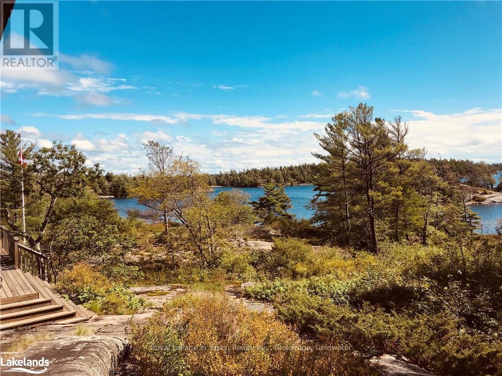 












0 CREWE POINT

,
The Archipelago (Archipelago South),




Ontario
P0J2T0

