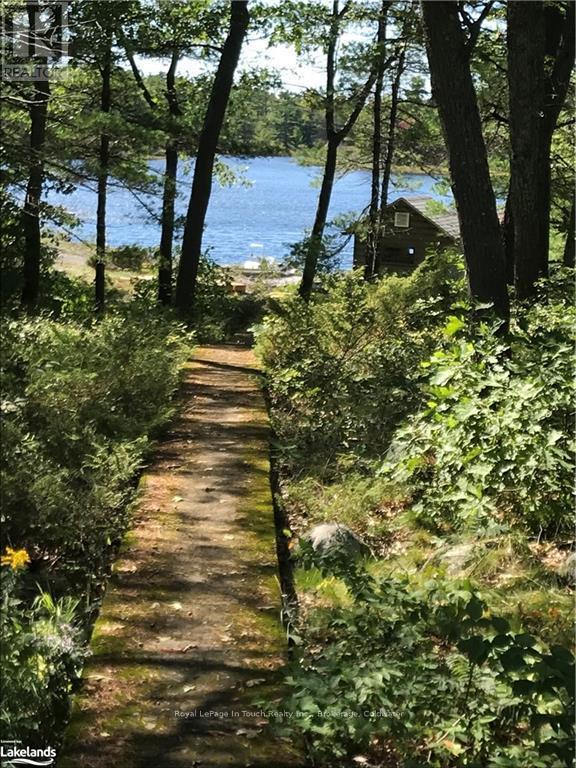 












0 CREWE POINT

,
The Archipelago (Archipelago South),




Ontario
P0J2T0

