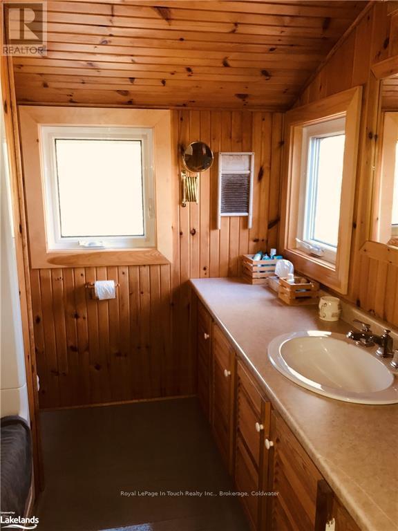 












0 CREWE POINT

,
The Archipelago (Archipelago South),




Ontario
P0J2T0

