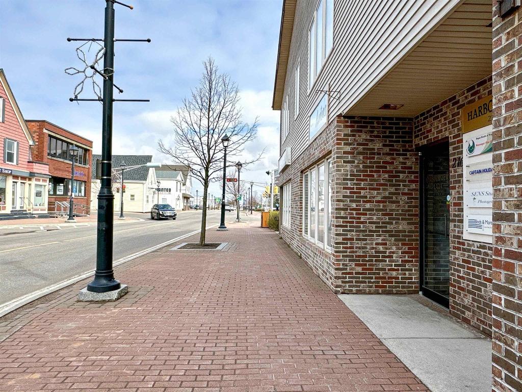 












210-216 Water Street

,
Summerside,




PE
C1N 1B3

