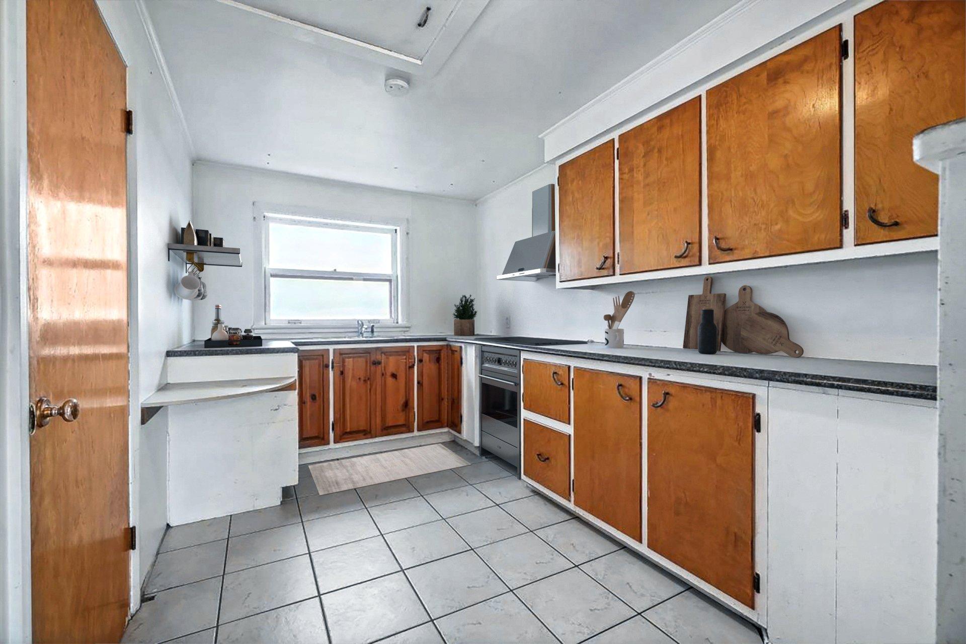 









1066


Ch. de la Montagne

,
Mont-Saint-Hilaire,




QC
J3G4S6

