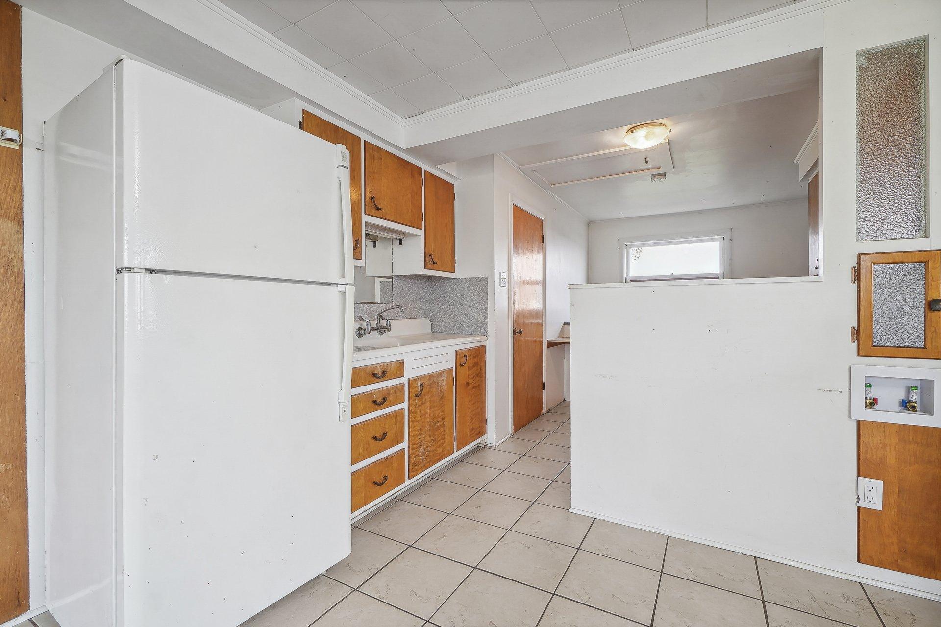 









1066


Ch. de la Montagne

,
Mont-Saint-Hilaire,




QC
J3G4S6

