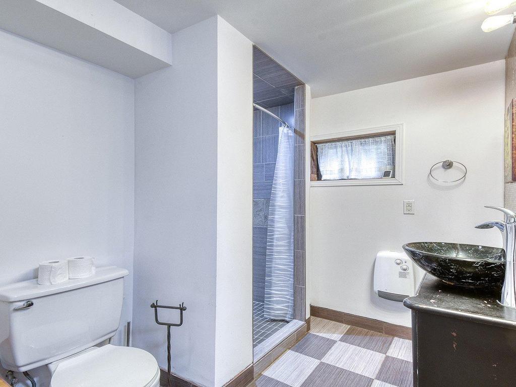 









488


Ch. du Lac-Équerre

,
Lac-Supérieur,




QC
J0T1J0

