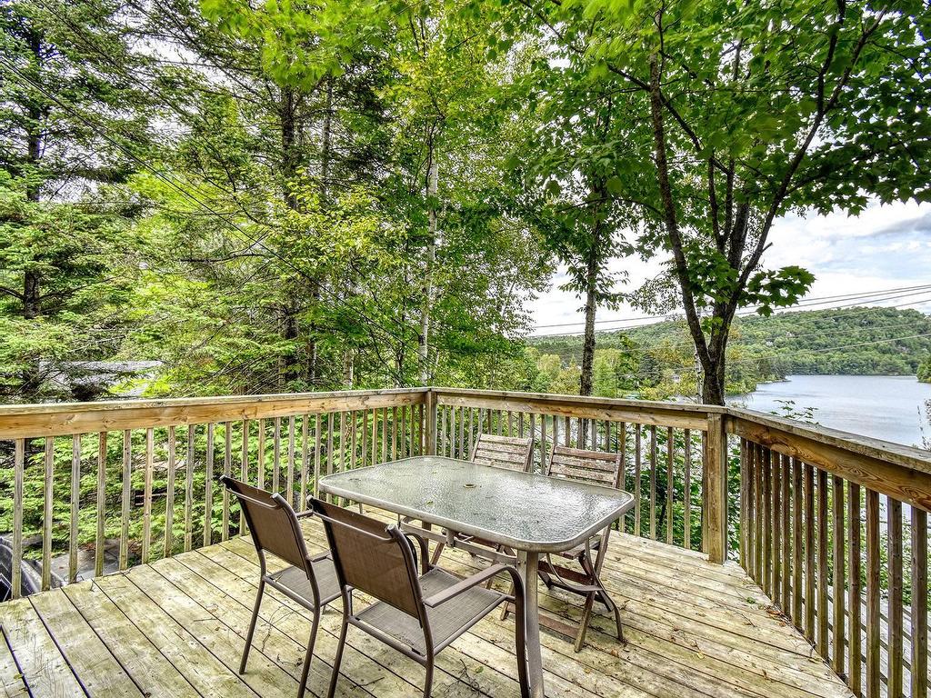 









488


Ch. du Lac-Équerre

,
Lac-Supérieur,




QC
J0T1J0

