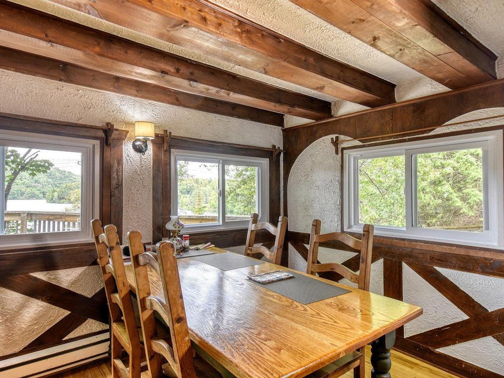 









488


Ch. du Lac-Équerre

,
Lac-Supérieur,




QC
J0T1J0

