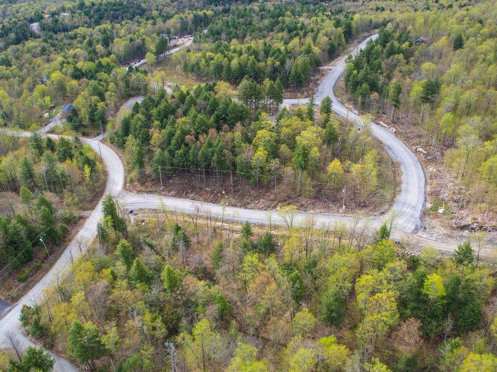 









18


Ch. de l'Aperçu

,
Val-des-Monts,







QC
J8N0C5

