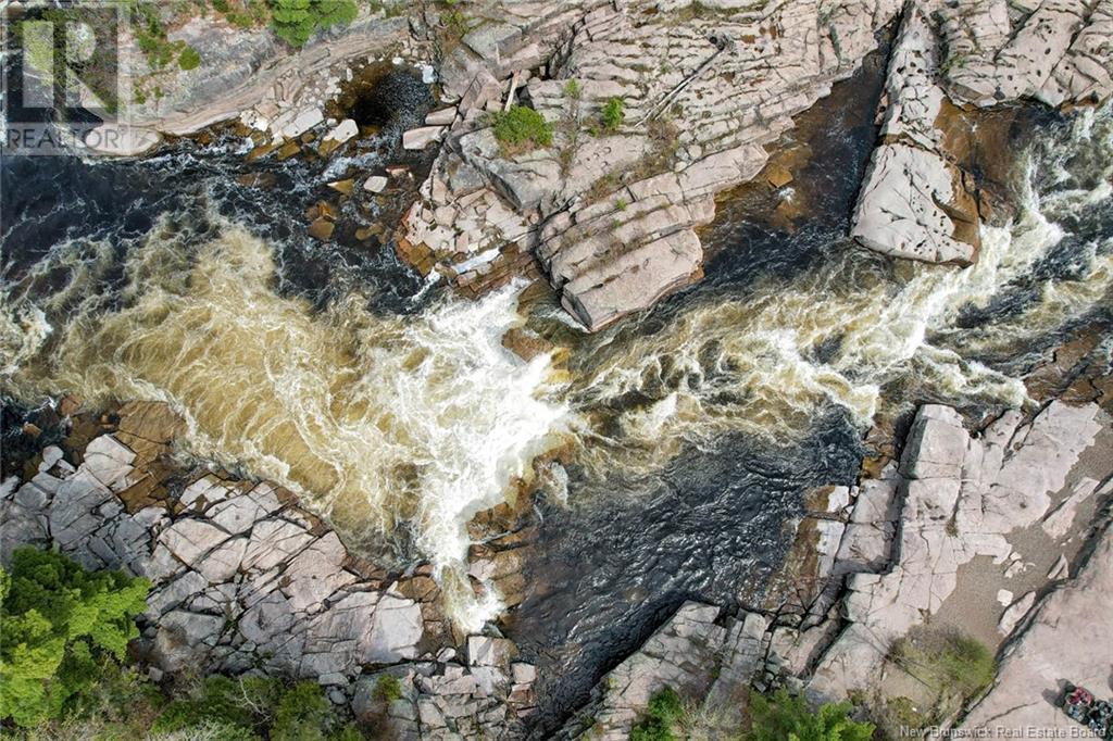 












3575 Pabineau Falls

,
Pabineau Falls,




New Brunswick
E2A7M2

