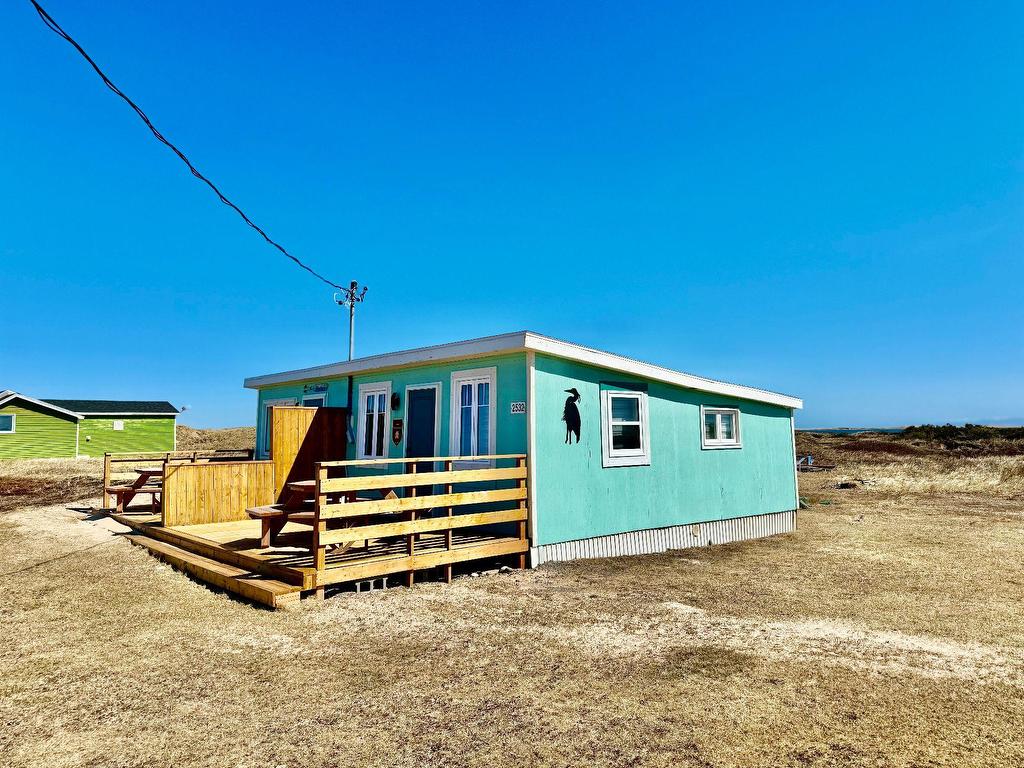 









2532


Route 199

,
Les Îles-de-la-Madeleine,




QC
G4T8A5

