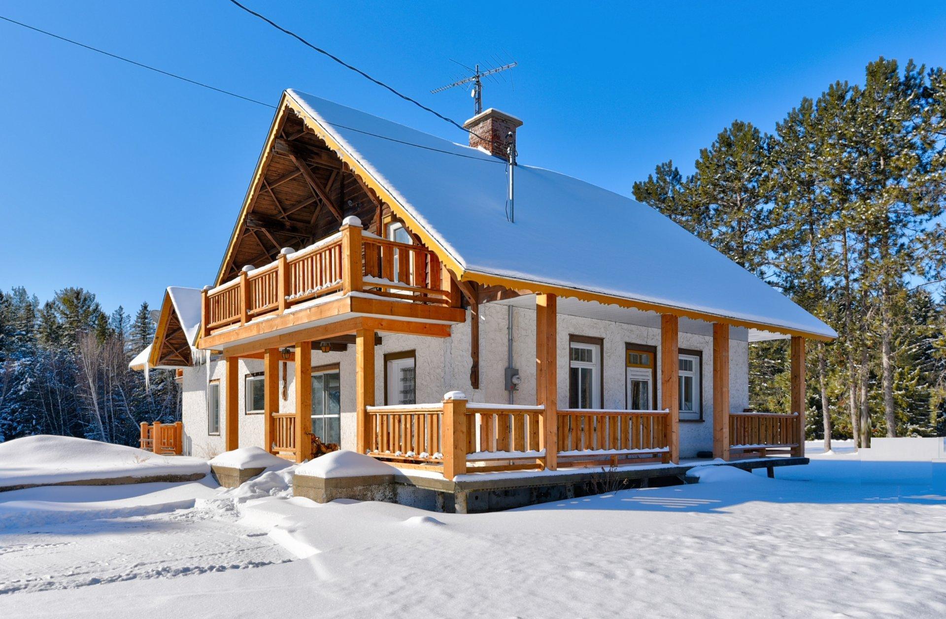 









1030


Route St-Joseph

,
Sainte-Émélie-de-l'Énergie,




QC
J0K2K0


