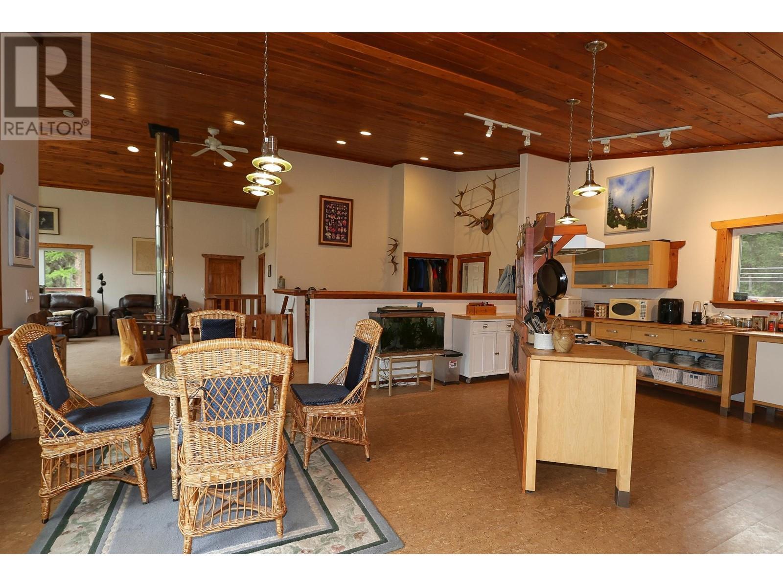 












9250 PRETTY Road

,
Cranbrook,




British Columbia
V1C7C6

