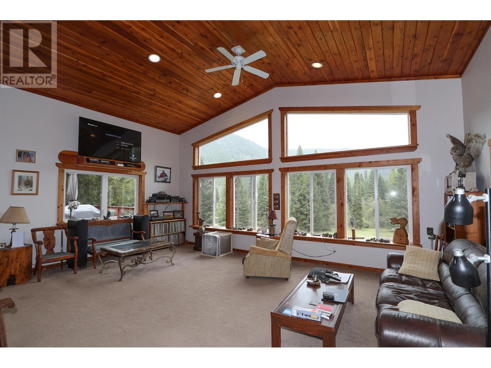 












9250 PRETTY Road

,
Cranbrook,




British Columbia
V1C7C6

