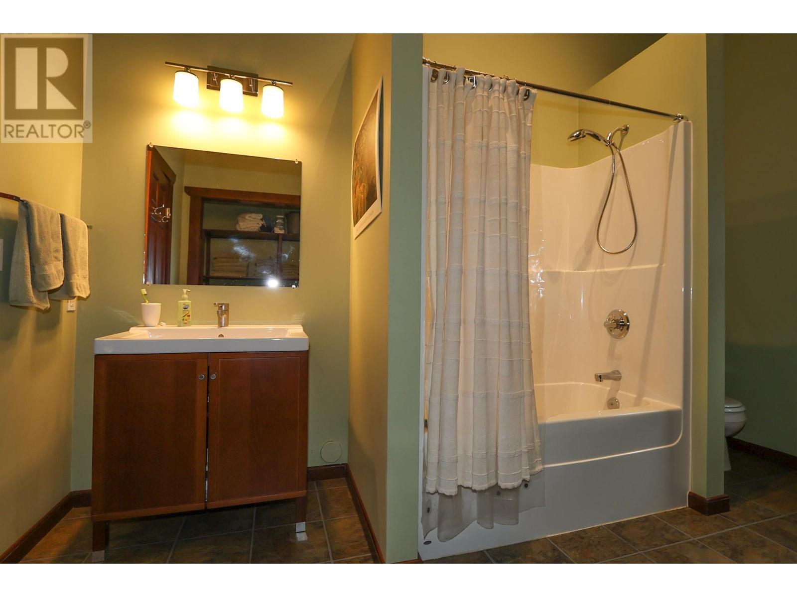 












9250 PRETTY Road

,
Cranbrook,




British Columbia
V1C7C6


