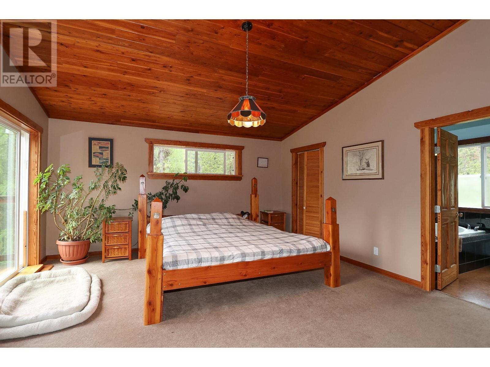 












9250 PRETTY Road

,
Cranbrook,




British Columbia
V1C7C6

