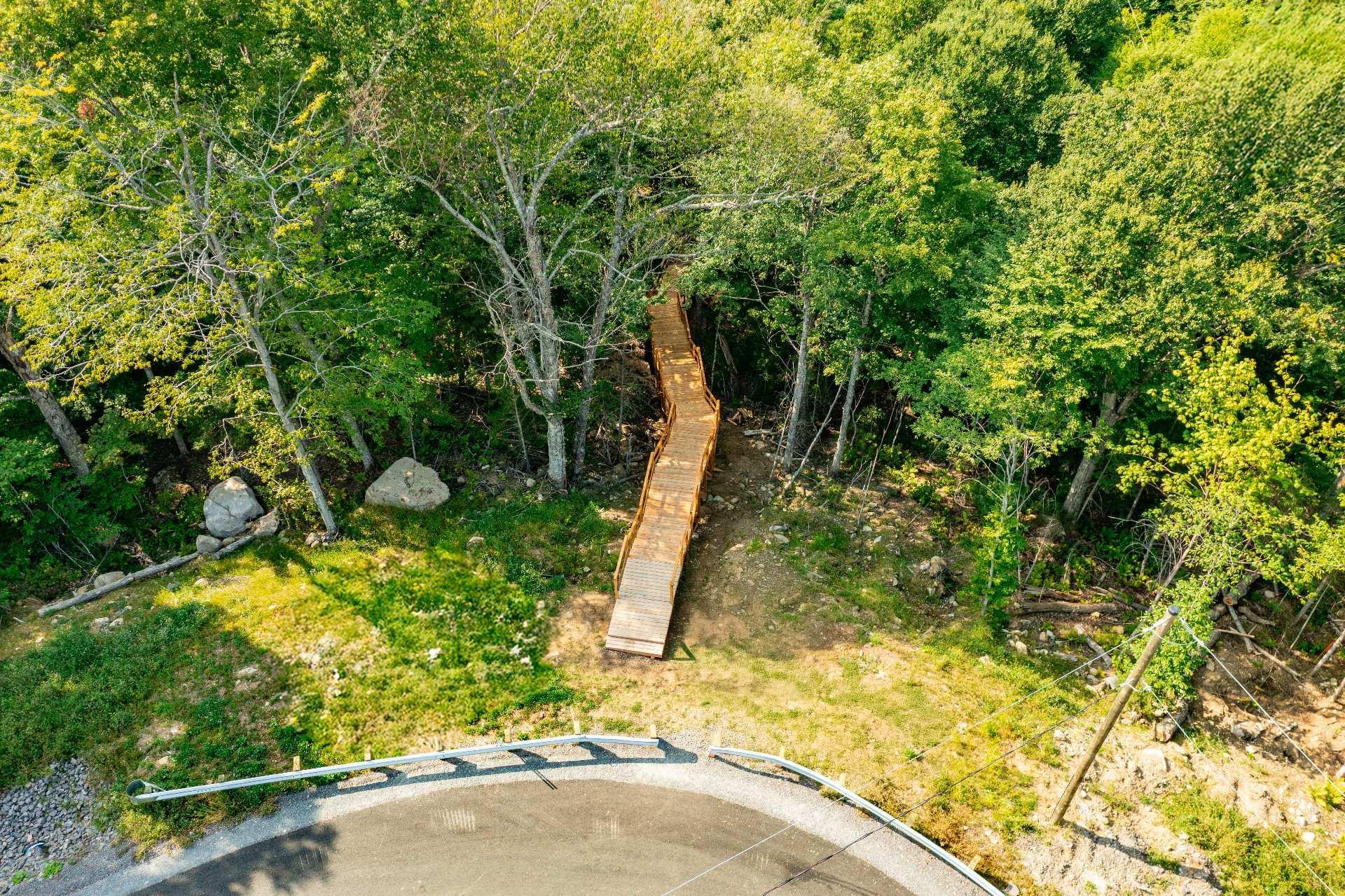 












20e Rue

,
Saint-Adolphe-d'Howard,




QC
J0T2B0

