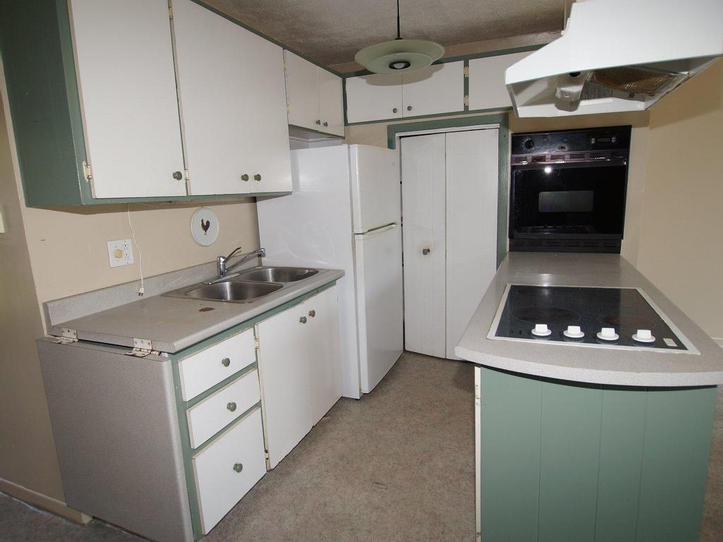 









36


1re rue Bastien

,
Saint-Alphonse-Rodriguez,




QC
J0K1W0

