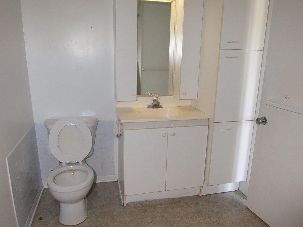 









36


1re rue Bastien

,
Saint-Alphonse-Rodriguez,




QC
J0K1W0

